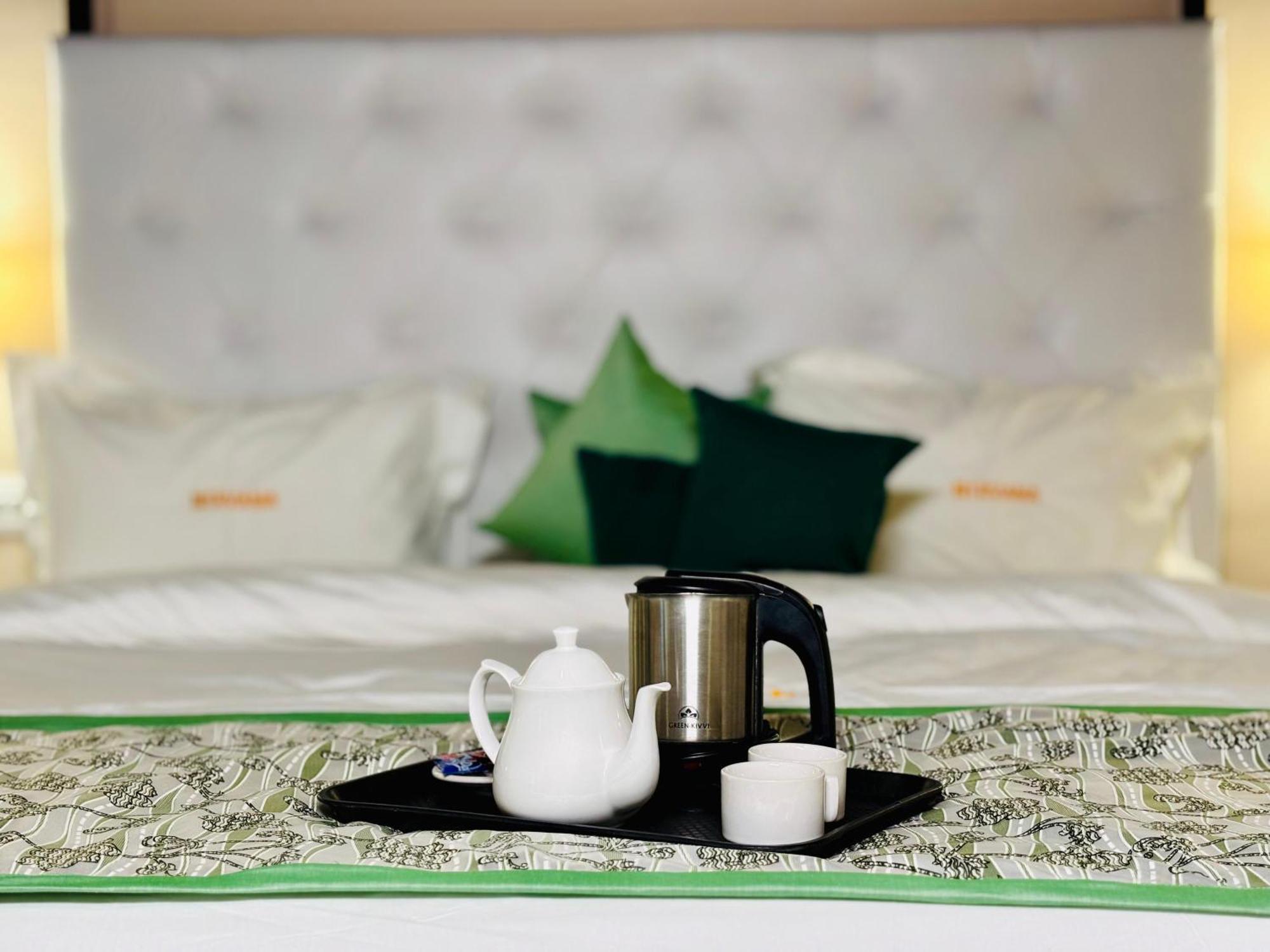 Hotel Nirvana Lakeside Udaipur Kültér fotó