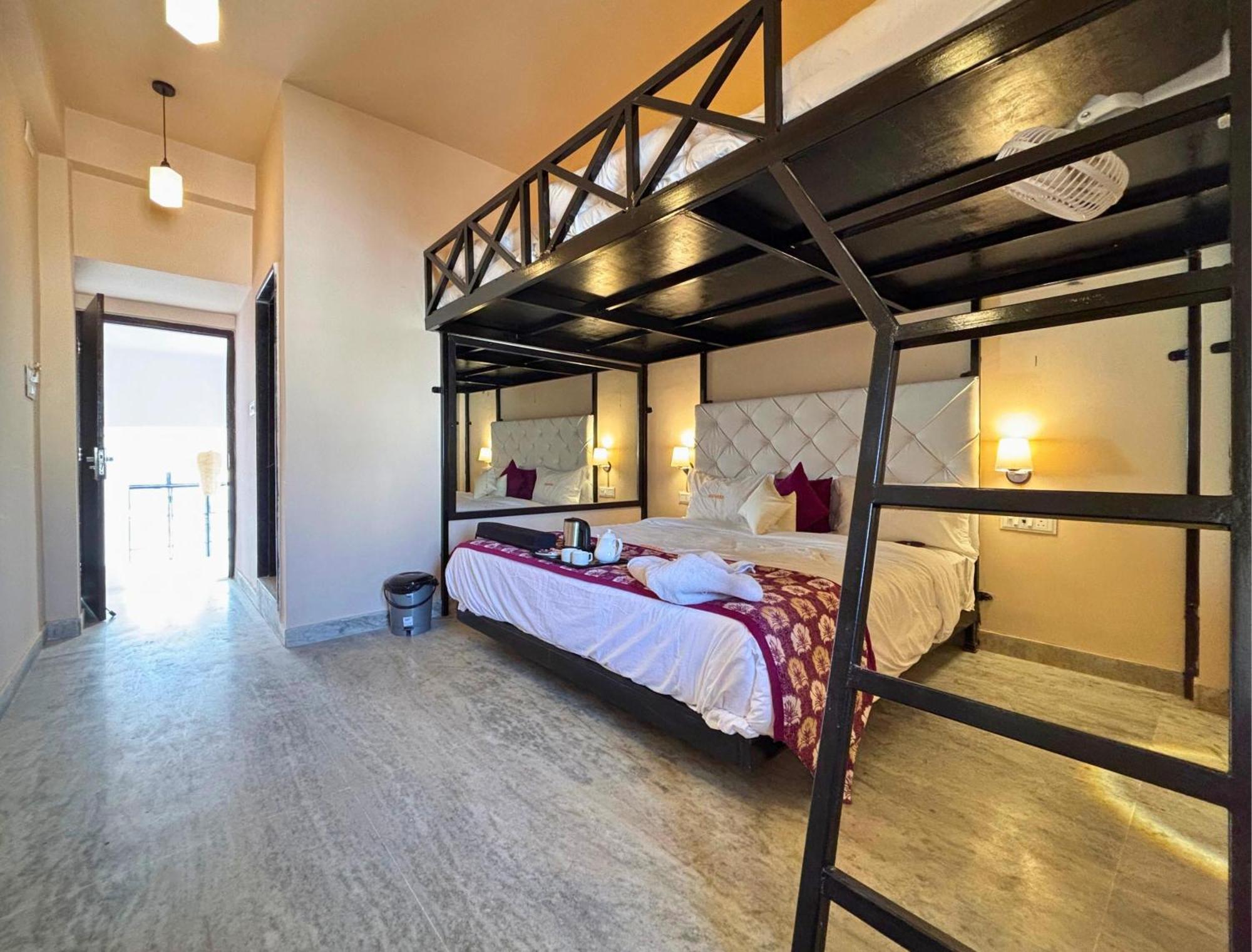 Hotel Nirvana Lakeside Udaipur Kültér fotó