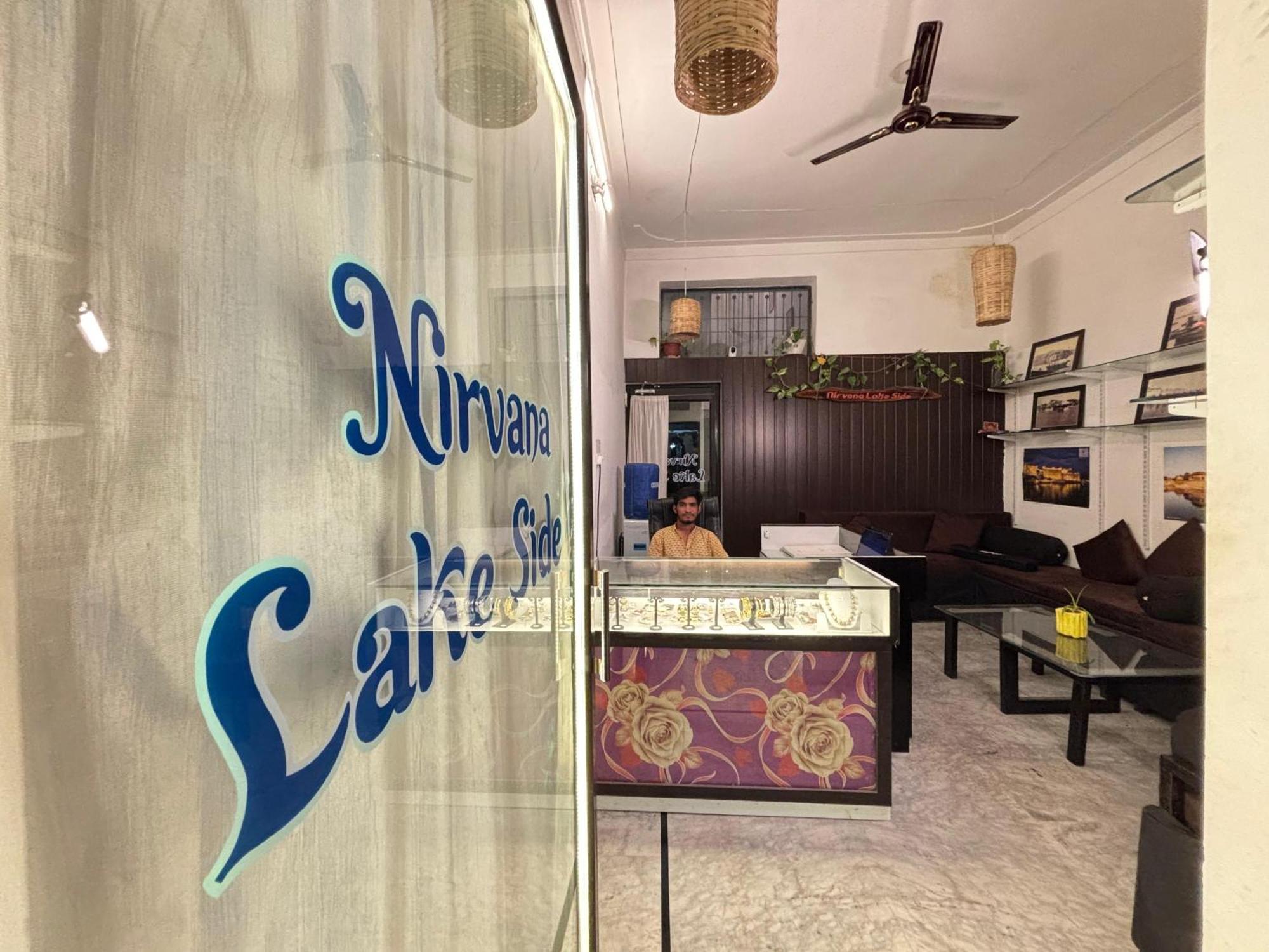 Hotel Nirvana Lakeside Udaipur Kültér fotó